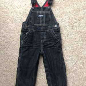 Oshkosh boys or girls